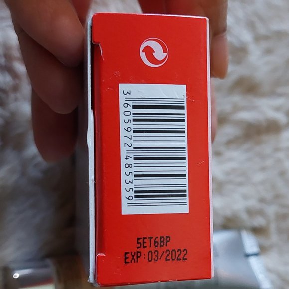 IT Cosmetics CC+ Cream + IT Confidence Lotion Set- Light - Picture 2 of 4